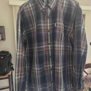 Carhartt men's relaxed fit long-sleeve plaid flannel button-down shirt (M260)